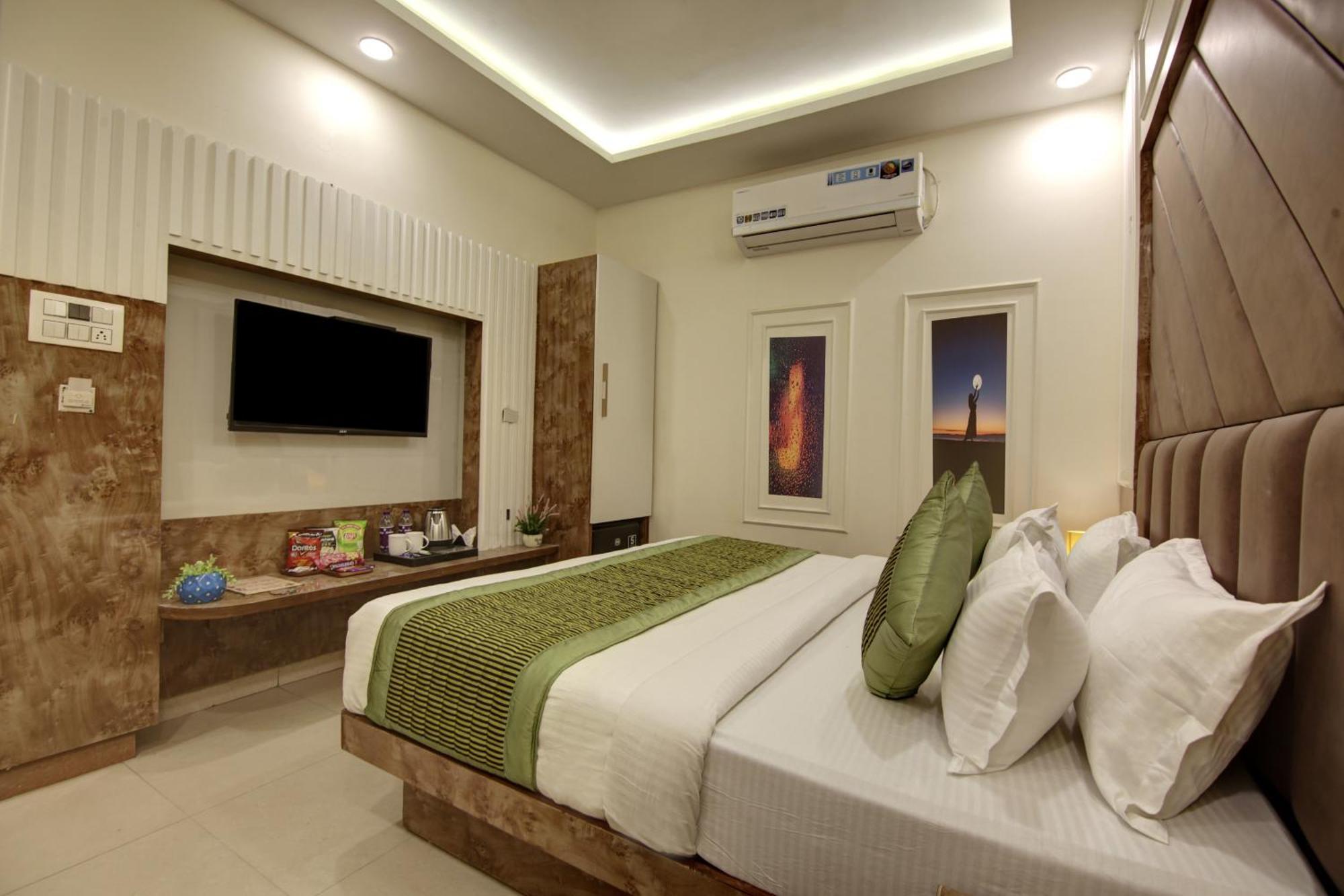 Bless Inn - Near Connaught Place New Delhi Eksteriør billede