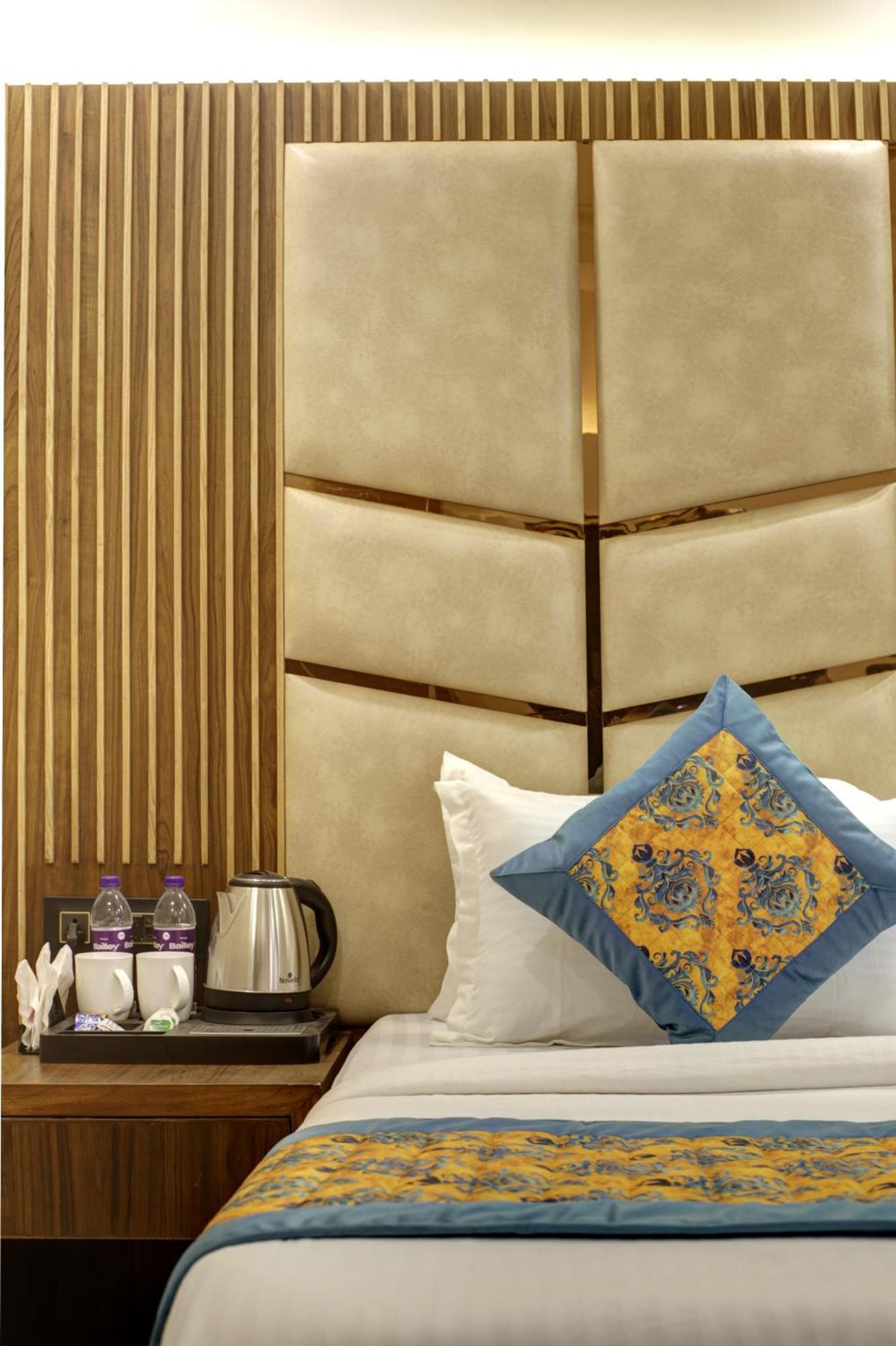 Bless Inn - Near Connaught Place New Delhi Eksteriør billede